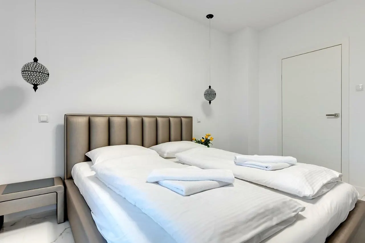 Luxury Long Island Suite 그단스크