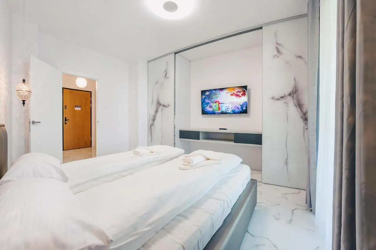 Luxury Long Island Suite Gdansk 0*,  Poland